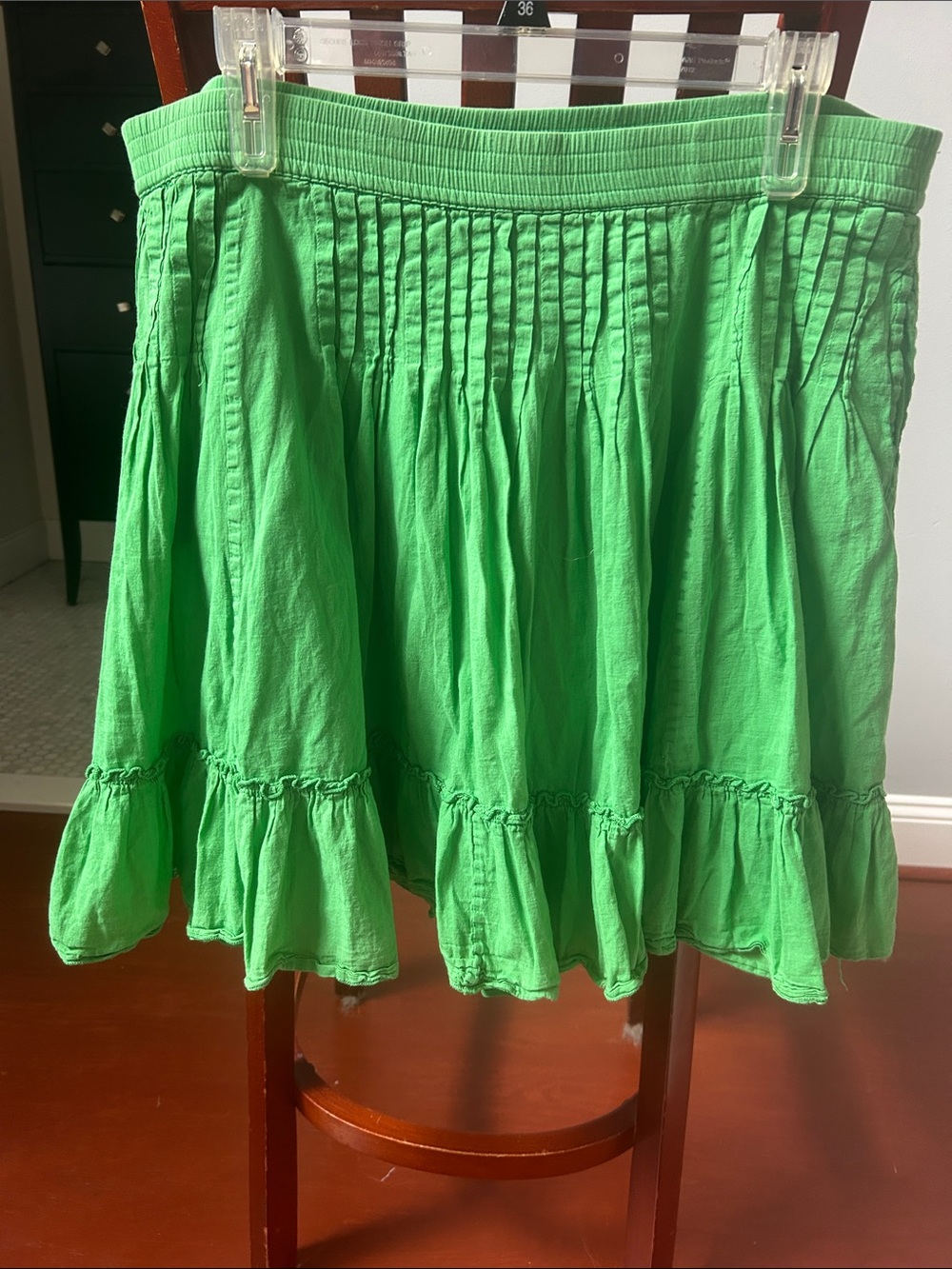 GAP Bright Green Pintuck Ruffle Mini Skirt